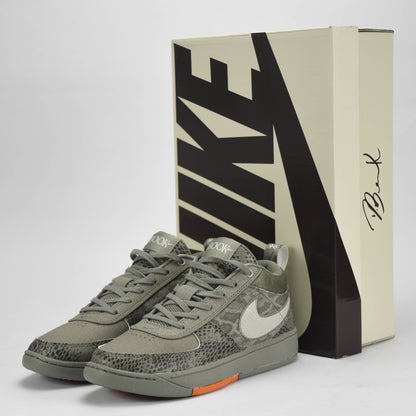 Nike Książka 1 Oryginalna