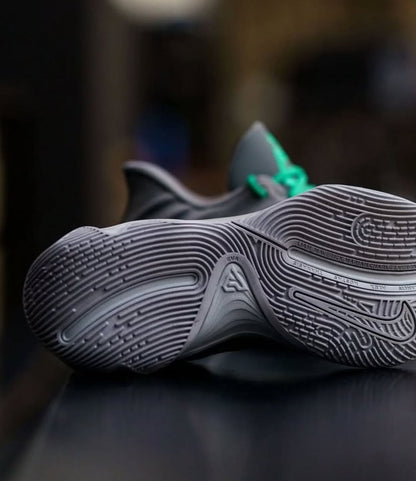 Nike Giannis Immortality 4 Oryginalne