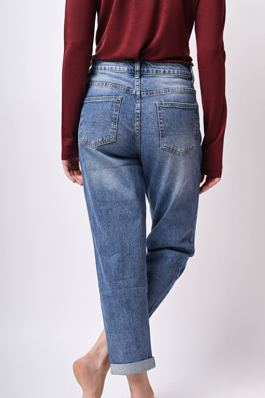 Jeans baggy con risvolto